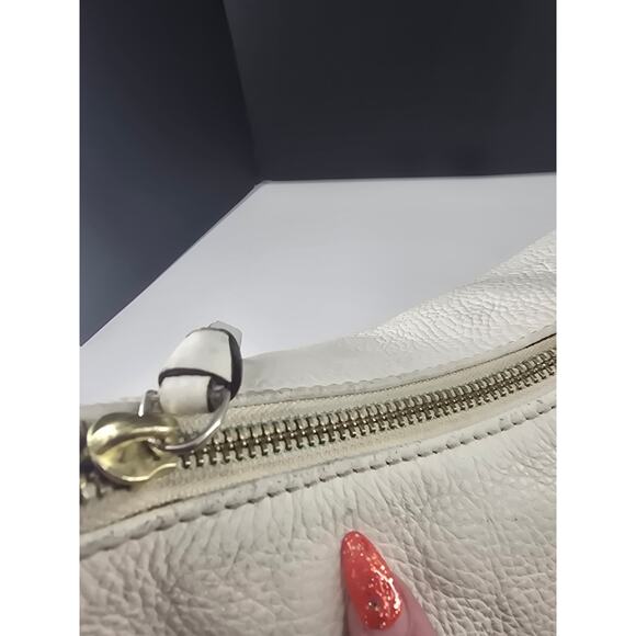 Kate Spade White Leather Hobo Handbag with Detachable Strap - Picture 7 of 7